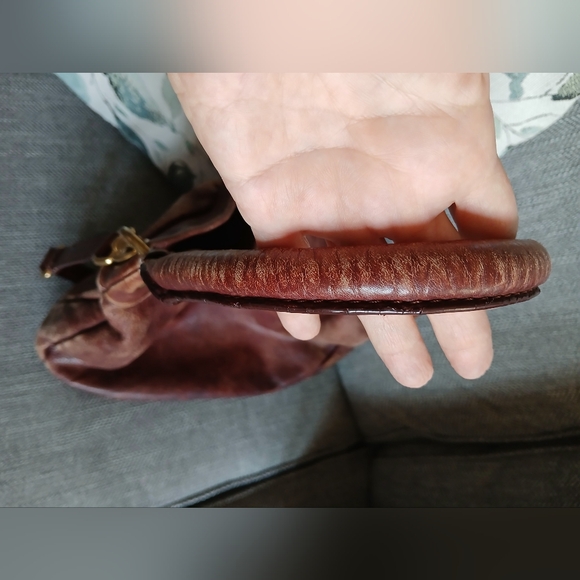 Marc by Marc Jacobs Classic Q Hillier Hobo Distressed Leather Shoulder/Hand Bag - Picture 8 of 12